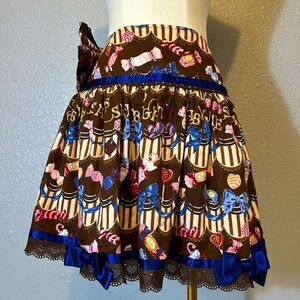 Baby the stars shine bright skirt (no size tag) please see measurements